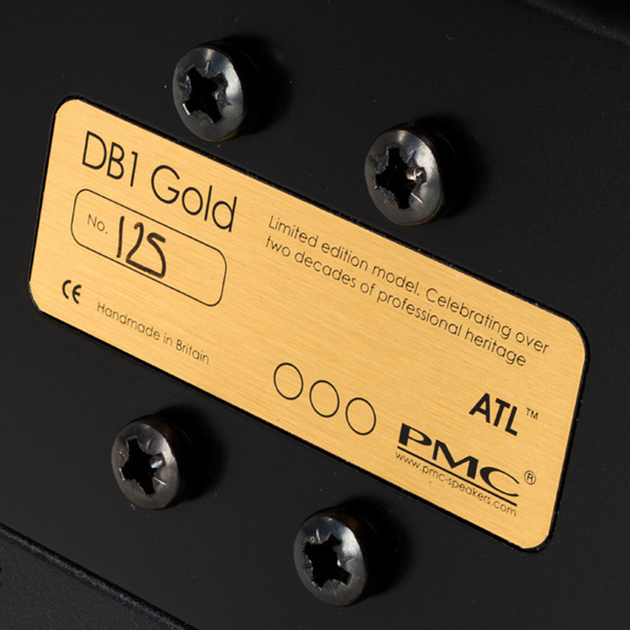 Placa-trasera-monitores-pmc-db1-gold